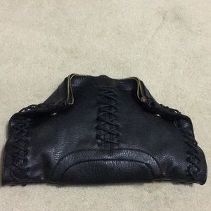 Black clutch